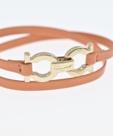 Salvatore Ferragamo（サルバトーレフェラガモ）ブレスレット・バングル ゴールド サイズ:- レディース/2200693936121
