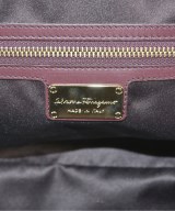Salvatore Ferragamo（サルバトーレフェラガモ）ハンドバッグ 赤 サイズ:- レディース/2200693936374