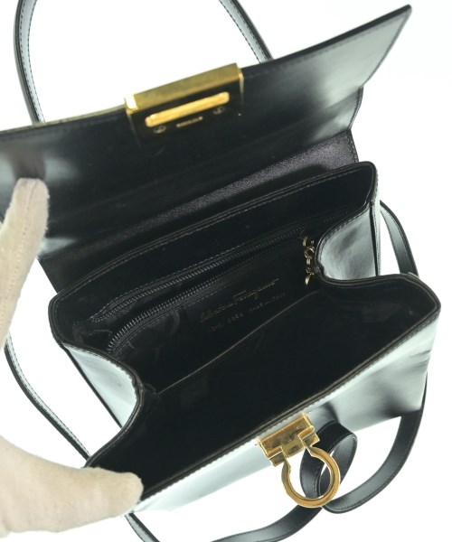 Salvatore Ferragamo（サルバトーレフェラガモ）ハンドバッグ 黒 サイズ:- レディース/2200693936930