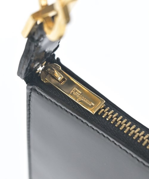Salvatore Ferragamo（サルバトーレフェラガモ）ショルダーバッグ 黒 サイズ:- レディース/2200694689040