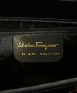 Salvatore Ferragamo（サルバトーレフェラガモ）ハンドバッグ 黒 サイズ:- レディース/2200696048272