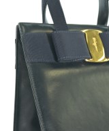 Salvatore Ferragamo（サルバトーレフェラガモ）ハンドバッグ 紺 サイズ:- レディース/2200696049064