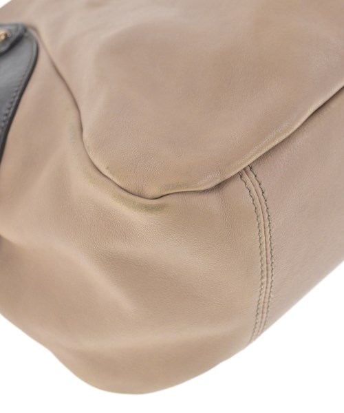 Salvatore Ferragamo（サルバトーレフェラガモ）ハンドバッグ ベージュ サイズ:- レディース/2200696049194