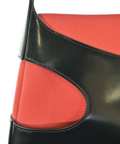 Salvatore Ferragamo（サルバトーレフェラガモ）ハンドバッグ 黒 サイズ:- レディース/2200697694058