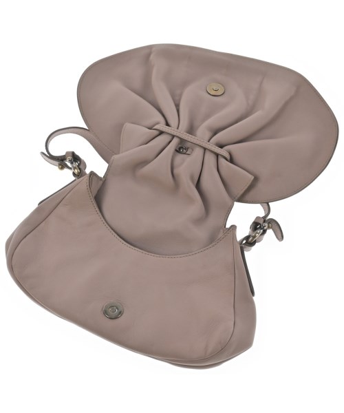 Salvatore Ferragamo（サルバトーレフェラガモ）ショルダーバッグ ベージュ サイズ:- レディース/2200697755063