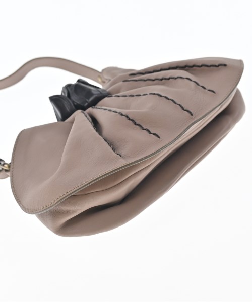 Salvatore Ferragamo（サルバトーレフェラガモ）ショルダーバッグ ベージュ サイズ:- レディース/2200697755063