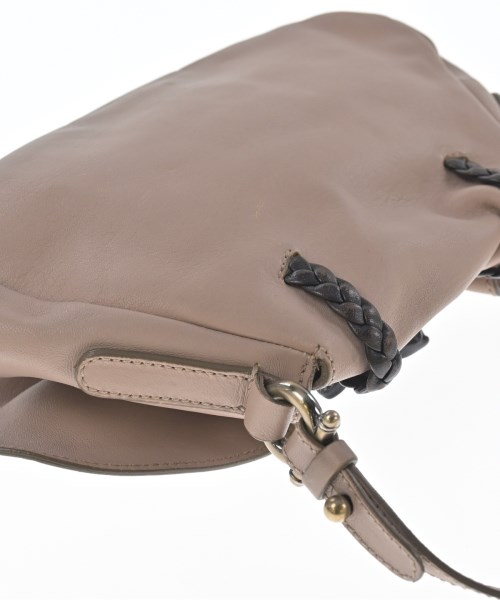 Salvatore Ferragamo（サルバトーレフェラガモ）ショルダーバッグ ベージュ サイズ:- レディース/2200697755063