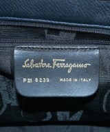 Salvatore Ferragamo（サルバトーレフェラガモ）ハンドバッグ 紺 サイズ:- レディース/2200700098026