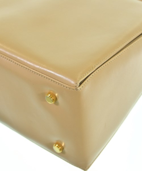 Salvatore Ferragamo（サルバトーレフェラガモ）ハンドバッグ ベージュ サイズ:- レディース/2200700098040