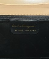 Salvatore Ferragamo（サルバトーレフェラガモ）ハンドバッグ ベージュ サイズ:- レディース/2200700098040