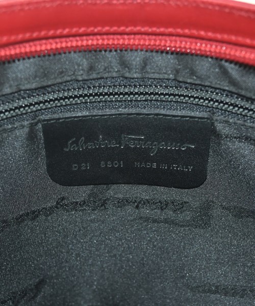 Salvatore Ferragamo（サルバトーレフェラガモ）ショルダーバッグ 赤 サイズ:- レディース/2200700098125