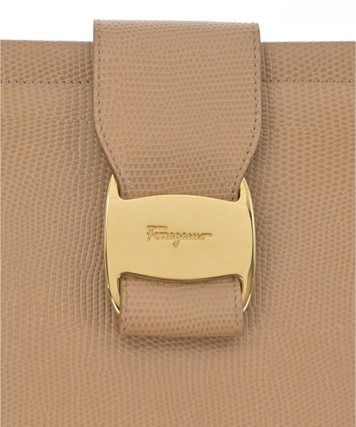 Salvatore Ferragamo（サルバトーレフェラガモ）トートバッグ ベージュ サイズ:- レディース/2200700098156