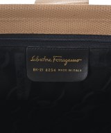 Salvatore Ferragamo（サルバトーレフェラガモ）トートバッグ ベージュ サイズ:- レディース/2200700098156