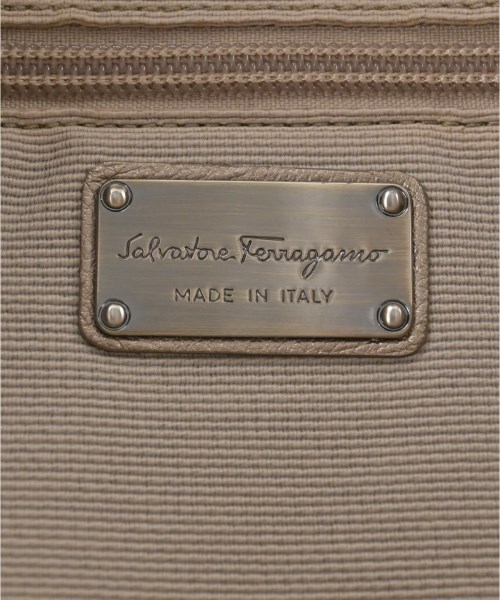 Salvatore Ferragamo（サルバトーレフェラガモ）ハンドバッグ ベージュ サイズ:- レディース/2200700098163