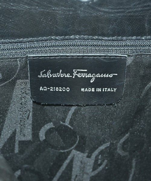 Salvatore Ferragamo（サルバトーレフェラガモ）ショルダーバッグ 黒 サイズ:- レディース/2200700098187