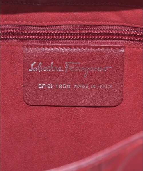 Salvatore Ferragamo（サルバトーレフェラガモ）ショルダーバッグ 赤 サイズ:- レディース/2200700098200
