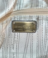 Salvatore Ferragamo（サルバトーレフェラガモ）ハンドバッグ シルバー サイズ:- レディース/2200700098231
