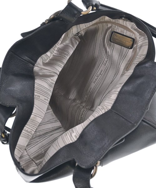 Salvatore Ferragamo（サルバトーレフェラガモ）ハンドバッグ 黒 サイズ:- レディース/2200700098255