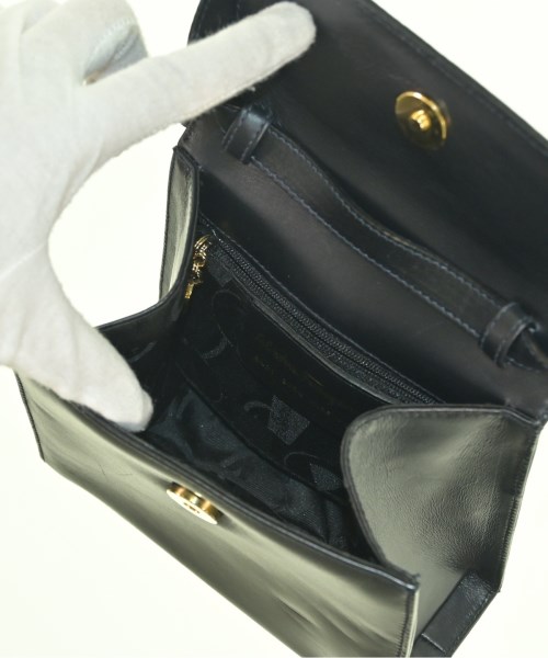 Salvatore Ferragamo（サルバトーレフェラガモ）ハンドバッグ 黒 サイズ:- レディース/2200700098279
