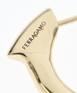 Salvatore Ferragamo（サルバトーレフェラガモ）ピアス・イヤリング ゴールド サイズ:- レディース/2200694260263
