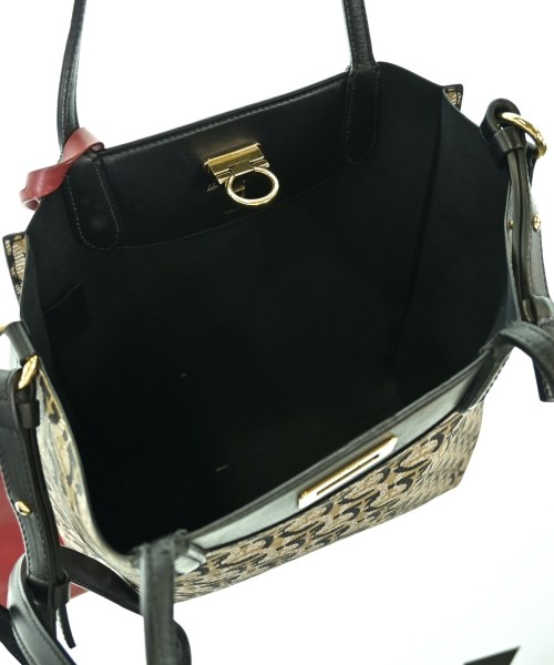 Salvatore Ferragamo（サルバトーレフェラガモ）トートバッグ ベージュ サイズ:- レディース/2200702125171