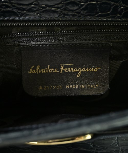 Salvatore Ferragamo（サルバトーレフェラガモ）ハンドバッグ 紺 サイズ:- レディース/2200702125188