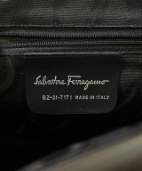 Salvatore Ferragamo（サルバトーレフェラガモ）ショルダーバッグ 茶 サイズ:- レディース/2200702125201