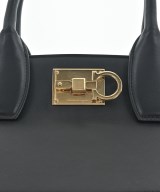 Salvatore Ferragamo（サルバトーレフェラガモ）ハンドバッグ 黒 サイズ:- レディース/2200702125485