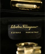 Salvatore Ferragamo（サルバトーレフェラガモ）ハンドバッグ 黒 サイズ:- レディース/2200702126208
