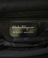 Salvatore Ferragamo（サルバトーレフェラガモ）ハンドバッグ 黒 サイズ:- レディース/2200702126888