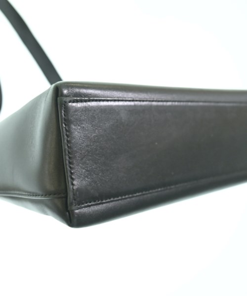 Salvatore Ferragamo（サルバトーレフェラガモ）ハンドバッグ 黒 サイズ:- レディース/2200702127090