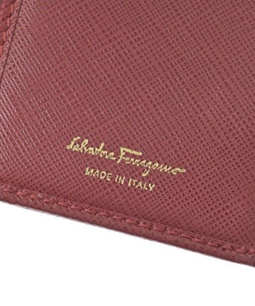 Salvatore Ferragamo（サルバトーレフェラガモ）財布・コインケース 赤 サイズ:- レディース/2200649065134