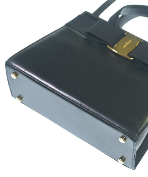 Salvatore Ferragamo（サルバトーレフェラガモ）ハンドバッグ 黒 サイズ:- レディース/2200656859276