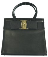 Salvatore Ferragamo（サルバトーレフェラガモ）ハンドバッグ 黒 サイズ:- レディース/2200656859849