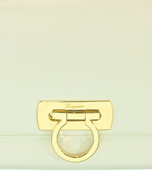 Salvatore Ferragamo（サルバトーレフェラガモ）ショルダーバッグ 白 サイズ:- レディース/2200656859955