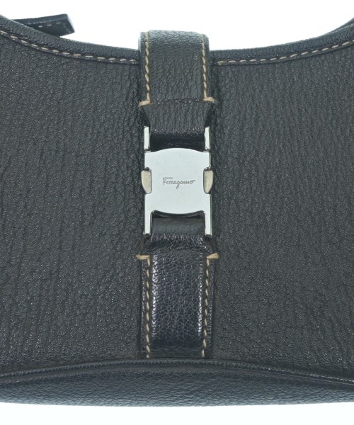 Salvatore Ferragamo（サルバトーレフェラガモ）ショルダーバッグ 黒 サイズ:- レディース/2200656860029