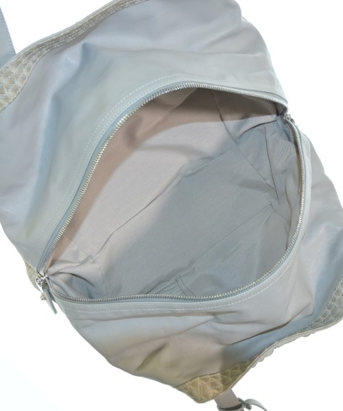 Salvatore Ferragamo（サルバトーレフェラガモ）ハンドバッグ グレー サイズ:- レディース/2200656861521