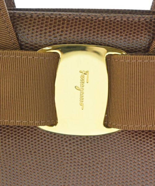 Salvatore Ferragamo（サルバトーレフェラガモ）ハンドバッグ 茶 サイズ:- レディース/2200656861767