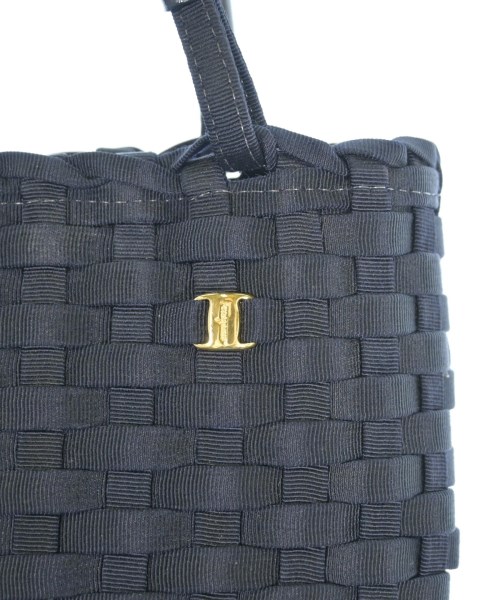 Salvatore Ferragamo（サルバトーレフェラガモ）ハンドバッグ 黒 サイズ:- レディース/2200659905017