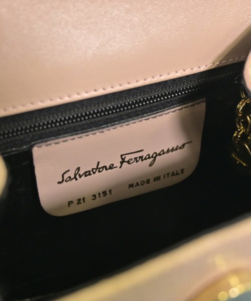 Salvatore Ferragamo（サルバトーレフェラガモ）ショルダーバッグ ピンク サイズ:- レディース/2200660766300