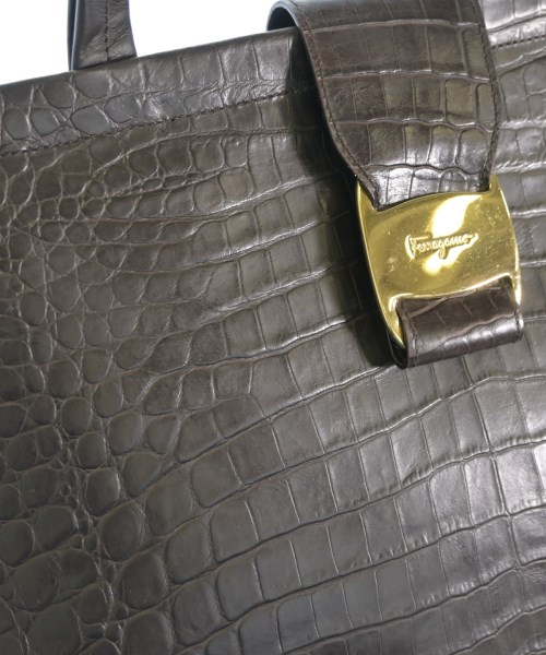 Salvatore Ferragamo（サルバトーレフェラガモ）トートバッグ 茶 サイズ:- レディース/2200660766362