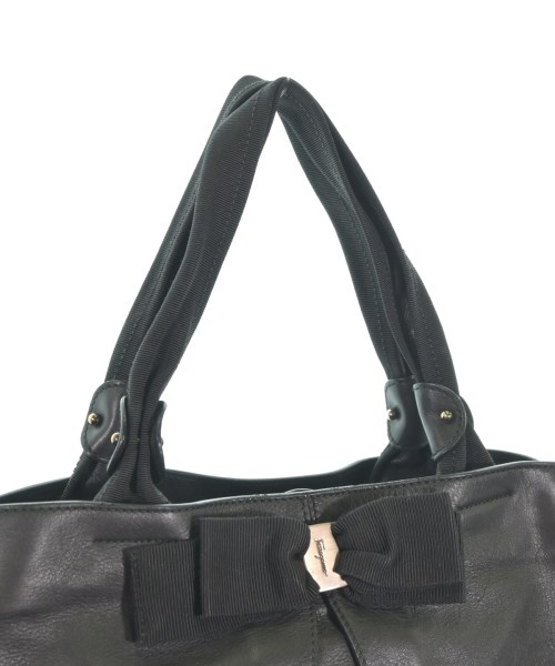 Salvatore Ferragamo（サルバトーレフェラガモ）ハンドバッグ 黒 サイズ:- レディース/2200660766607