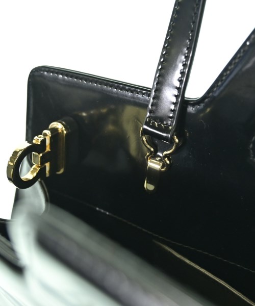 Salvatore Ferragamo（サルバトーレフェラガモ）ハンドバッグ 黒 サイズ:- レディース/2200660766638