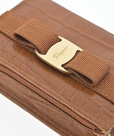 Salvatore Ferragamo（サルバトーレフェラガモ）ポーチ ベージュ サイズ:- レディース/2200660767154