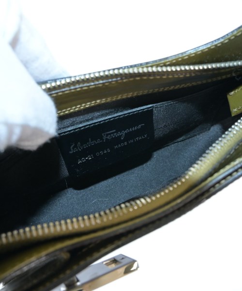 Salvatore Ferragamo（サルバトーレフェラガモ）ショルダーバッグ 茶 サイズ:- レディース/2200712065047