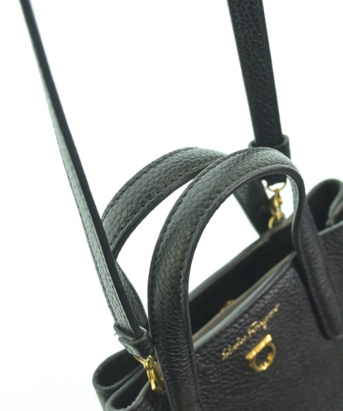 Salvatore Ferragamo（サルバトーレフェラガモ）トートバッグ 黒 サイズ:- レディース/2200713228281