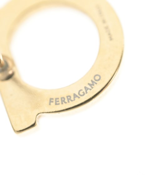 Salvatore Ferragamo（サルバトーレフェラガモ）ピアス ゴールド サイズ:- レディース/2200713625660
