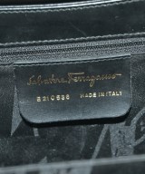 Salvatore Ferragamo（サルバトーレフェラガモ）ハンドバッグ 黒 サイズ:- レディース/2200713629606