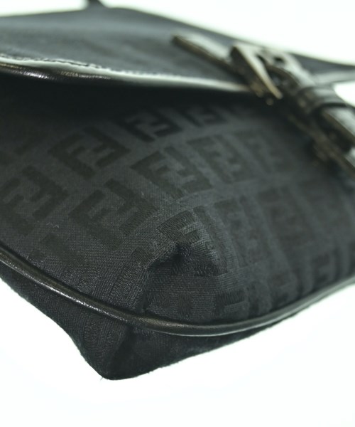 FENDI（フェンディ）ショルダーバッグ 黒 サイズ:- レディース/2200713630466