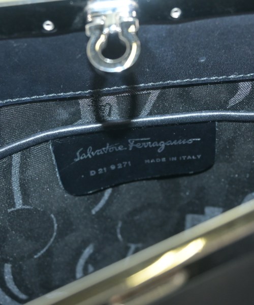 Salvatore Ferragamo（サルバトーレフェラガモ）ハンドバッグ 黒 サイズ:- レディース/2200713630503